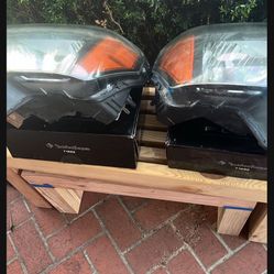 Ford F150 Headlights 