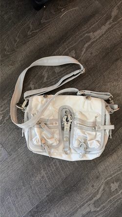 GGL (George Gina & Lucy) White Crossbody / Shoulder Bag