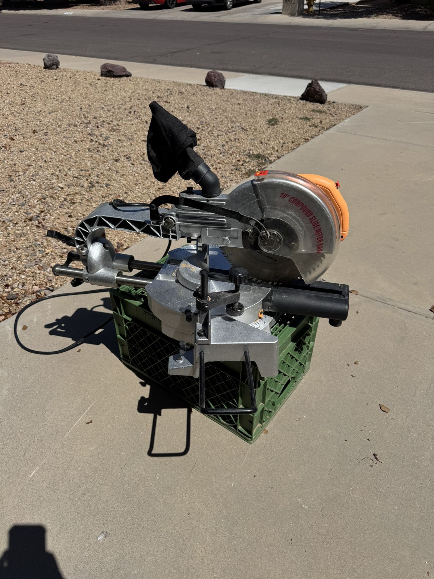 10” Compound Miter Saw