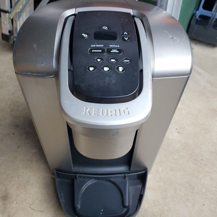 Keurig Works Great Has Some Scratches But Makes Great Coffee