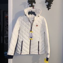 Tommy Hilfiger Hoodie Jacket !!
