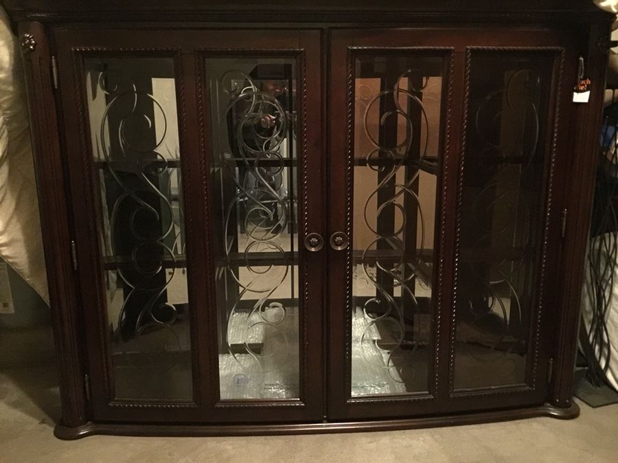 Top Dinning room hutch with light