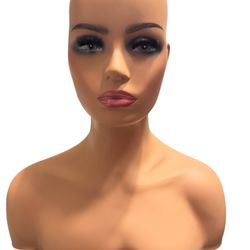 Mannequin Full Shoulders