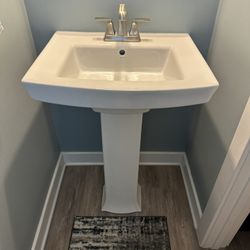 White Kohler Pedestal Sink