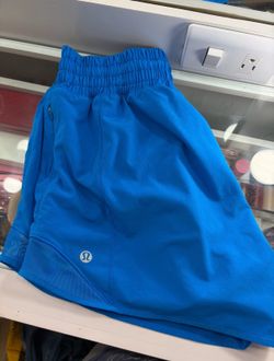 blue Lululemon hotty hot shorts