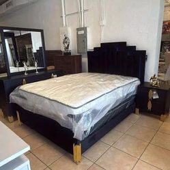 Bedroom set