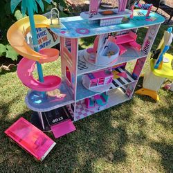 Free LOL Doll House