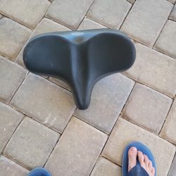 Ylg Oversised Saddle 