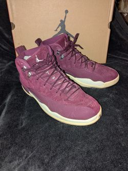 Air Jordan Retro 12 Burgundy