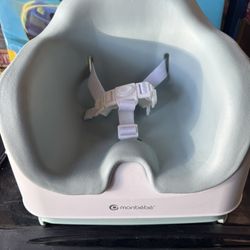 Monebe Booster Seat