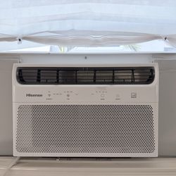 Hisense Window Air Conditioner with WIFI, 8,000 BTU, 350-Sq.Ft - $100 (Laguna Niguel)