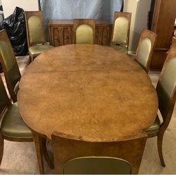 Vintage Mastercraft Wood Dining Table Set