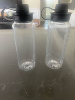Yeti water bottles x2 32 oz