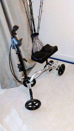 NOVA KNEE SCOOTER 🛴