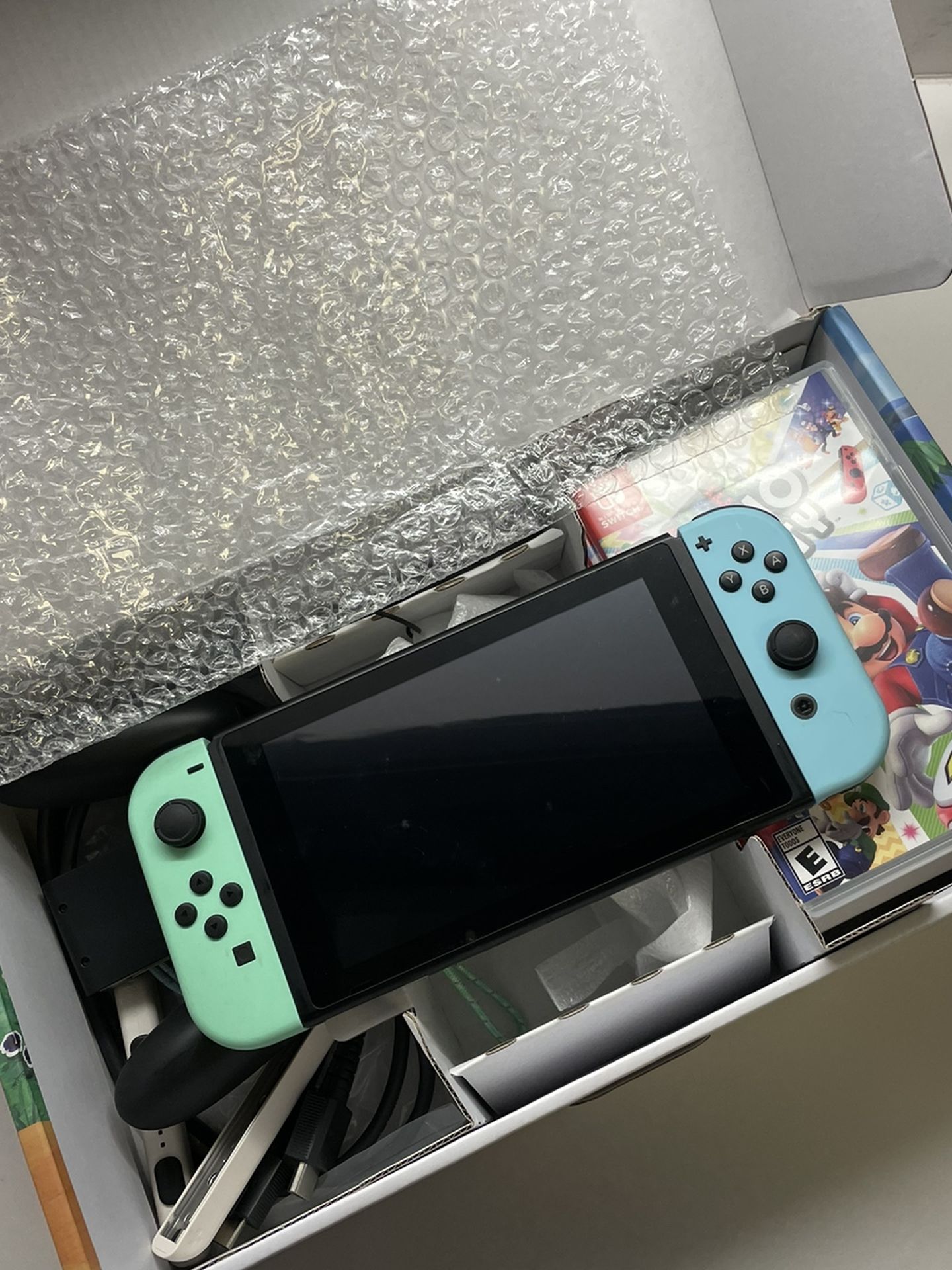 Nintendo Switch Bundle - Animal Crossing Edition