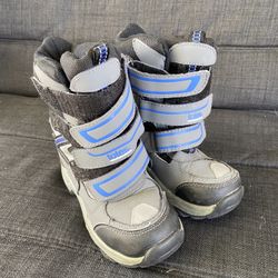 Snow Boots