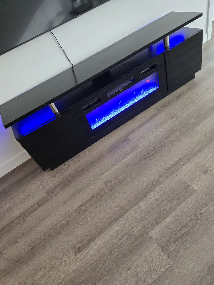 Mueble Para Tv Con Su Chimenea Incluida Furniture