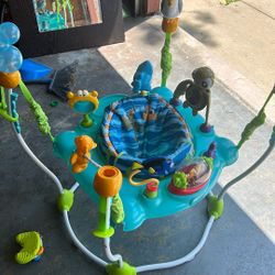 Finding Nemo Baby Bouncer