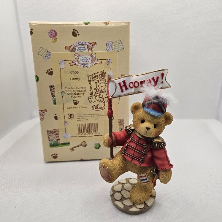 New 1999 Cherished Teddies  Lanny Charter Member 4.5" Figurine bear SOLDIER 

MINT CONDITION,  STORED IN THE BOX, COMES WITH ORIGINAL PACKAGING
Never 