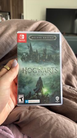 Nintendo Switch Hogwarts Legacy - Great Condition