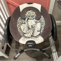 GRACO ROCKING/VIBRATING/ SOOTHING SWING- $150
