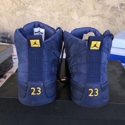 Jordan 12 Michigan Sz 9.5