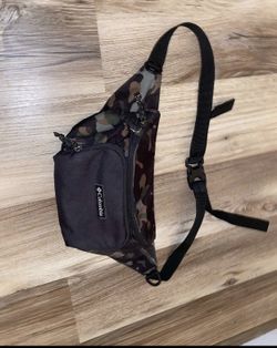 Columbia fanny pack