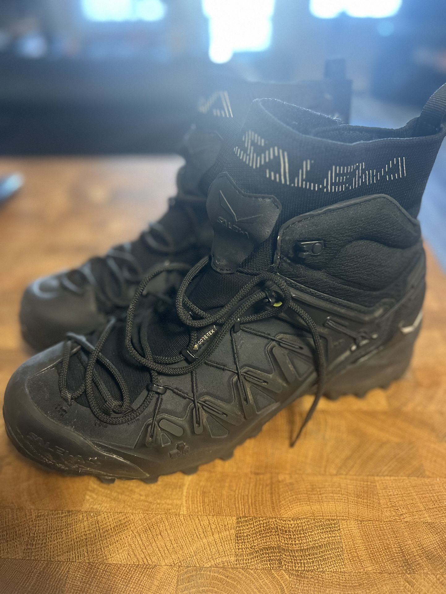 Salewa Men's Wildfire Edge Mid GTX Size: 9.5