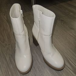 Universal Brand (Target) Boots