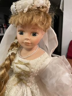 Dan Dee porcelain doll 