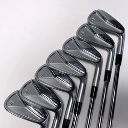 2023 Taylormade P7MC Irons 3-PW, Stiff Flex, Midsize Grips, Mint Condition