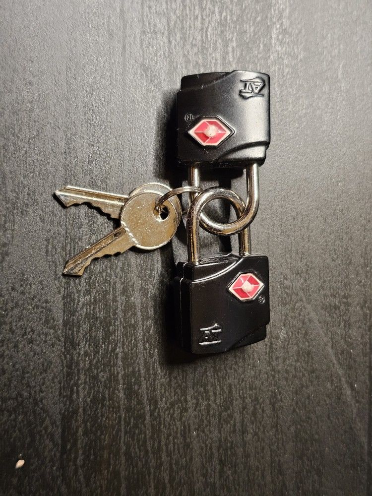 American Tourister TSA Lock 007