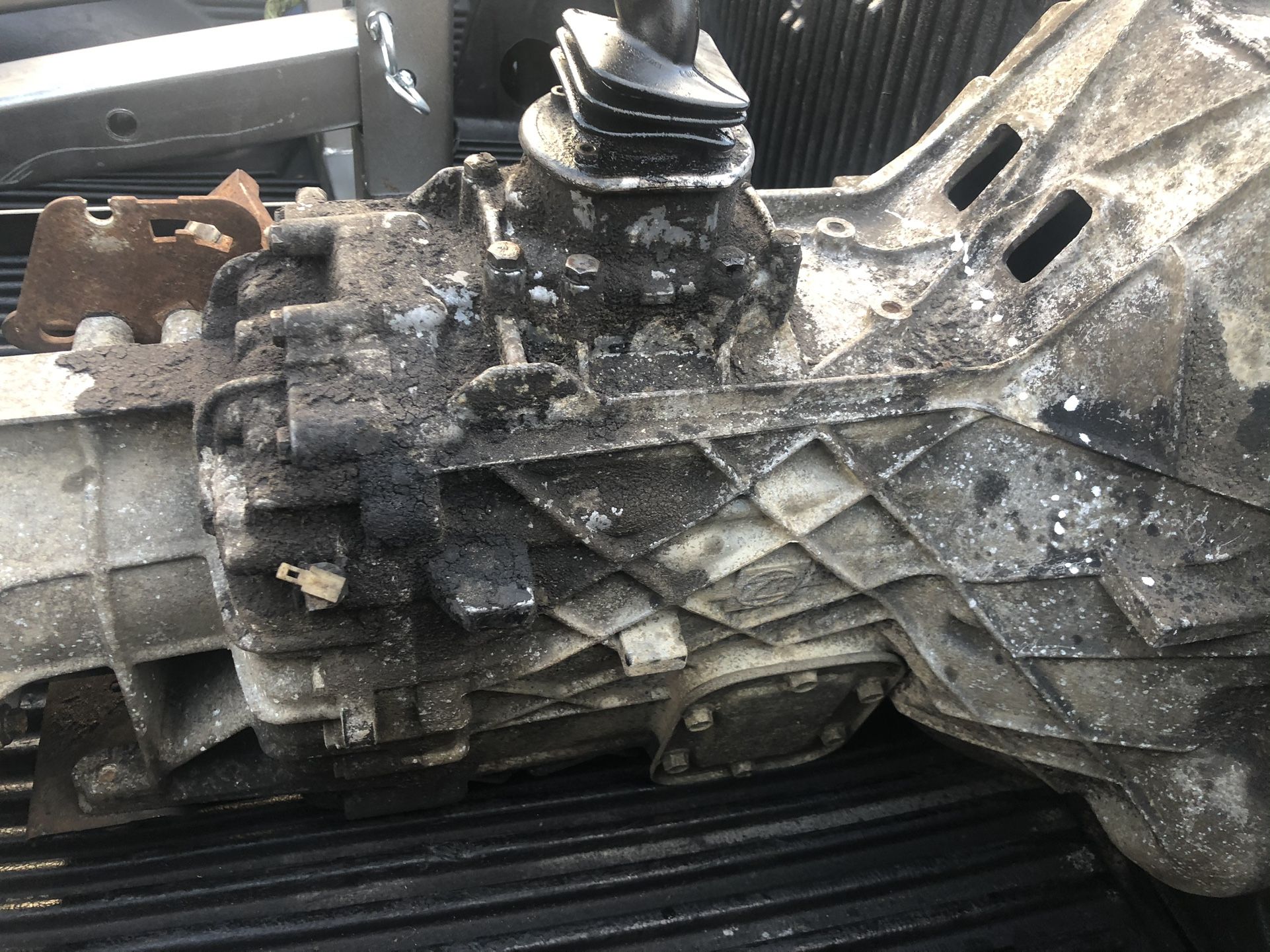 ZF5 Five Speed Manual With 4x4 Transfer Case (Fits Big Block Ford 460)