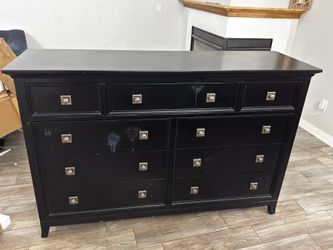 Black New Classic 9-Drawer Dresser