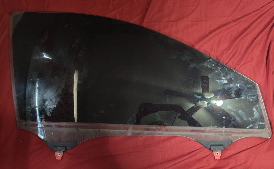 2011 Toyota Camry  OEM Front Driver Side Window