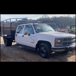 1998 Chevrolet 3500 Regular Cab & Chassis