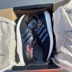 Adidas Ultra boost DNA Size 10 Brand New  $100 