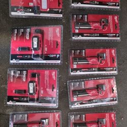 Milwaukee Flashlights/Headlamp