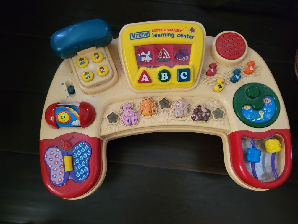 LITTLE SMART LEARNING CENTER, VTECHb