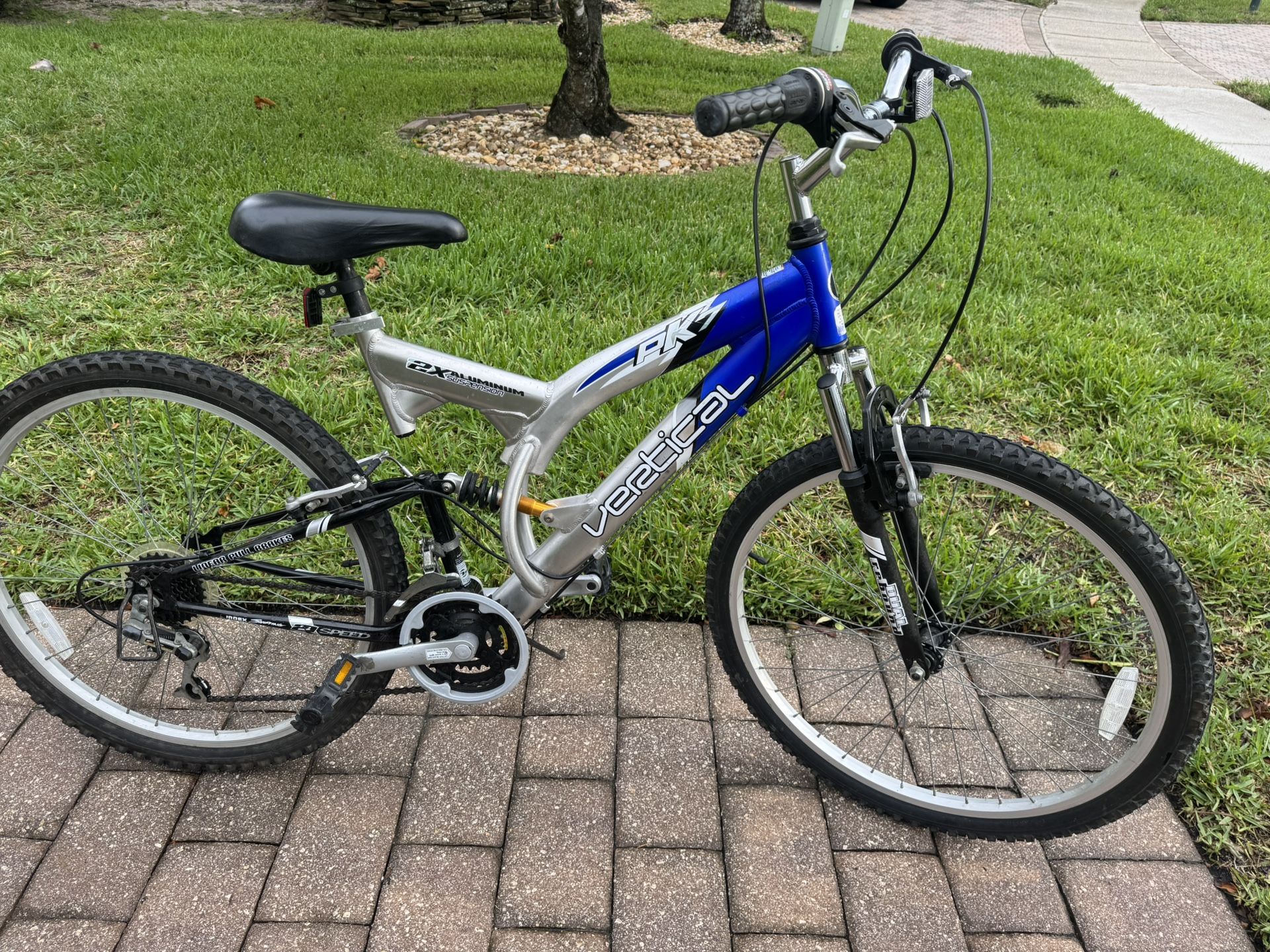 Vertical PK7 Aluminum 26” Mountain Bicycle 21 Speed