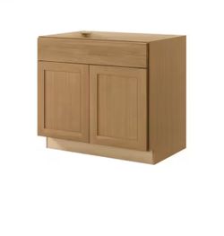 Hampton Bay Avondale 36 in. W x 24 in. D x 34.5 in. H Ready to Assemble Plywood Shaker Base Kitchen Cabinet in White Oak