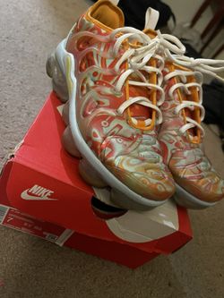 Nike VaporMax Plus size 7 