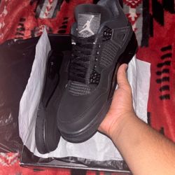 Jordan 4 Black Cats 