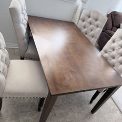 Dining Table Set - 4 Chairs Good Condition 