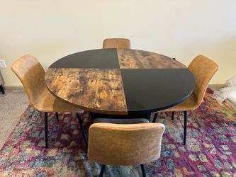 Round dining table and set of 4 chairs