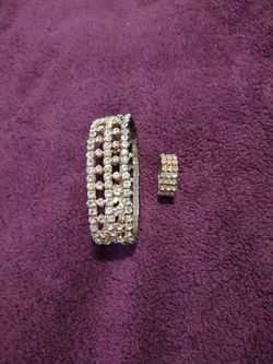 Bracelet And Ring Set *Pick Up Only*