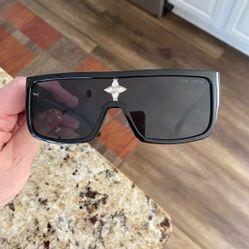 Louis Vuitton Black Sunglasses