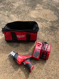 NO BATTERY M12 Compact Reciprocating Mini Saw Cordless w/ Charger and Tool Bag Kit