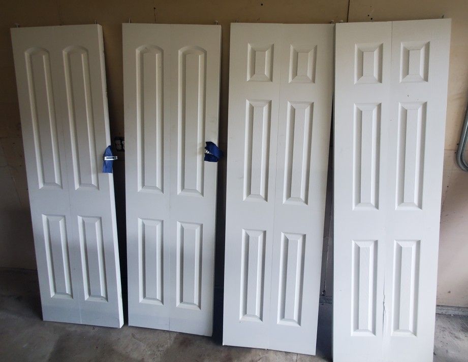 Closet Doors 23.5" X 79" Bi Fold