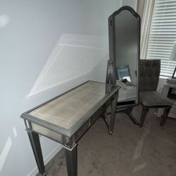 Hayworth Vanity Set - Pier 1 Imports